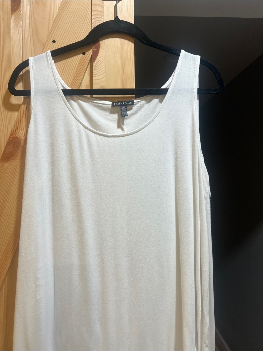 Eileen Fisher Ivory Scoop Neck Sleeveless Tank size X-Large